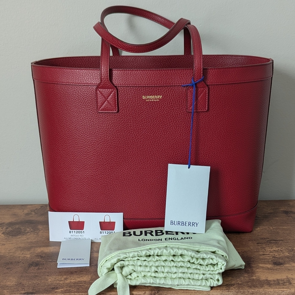 Burberry Tote NWT